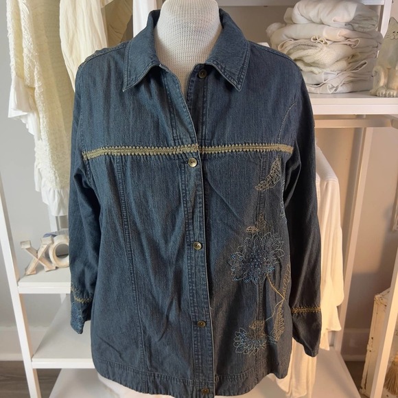 Susan Bristol women's size 2X denim button down top, embroidered. #1849 - Picture 1 of 8